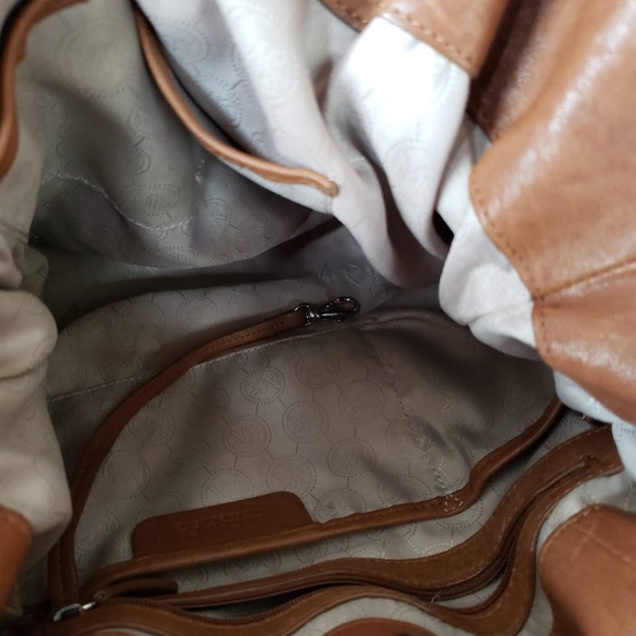 Michael Kors camel/brown/tan leather shoulder bag - Picture 7 of 8